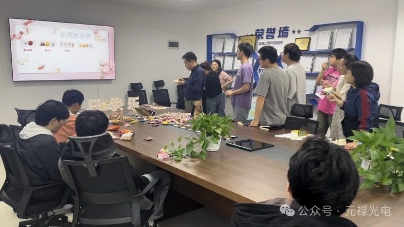 1732505921606870.jpg 1732505921606870.jpg